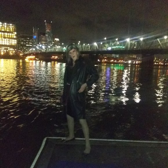 Charm - Picture 2 of 7